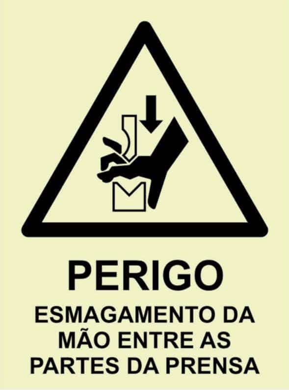 16_fc732b13-f6e2-484b-a400-0515b3e17d80 Sinalização de Perigo - PE 3322 - Image 1