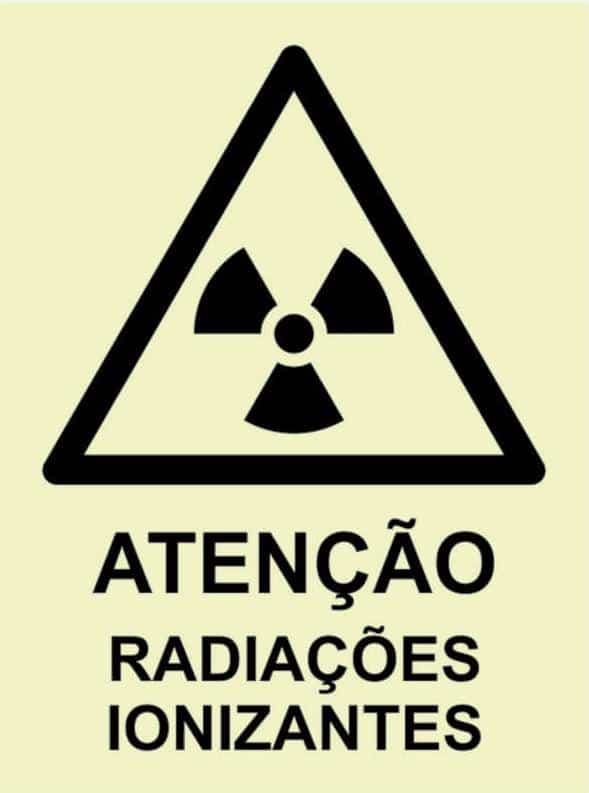 31_7fe0da7e-61b0-4b8c-b85f-59b4c4328793 Sinalização de Perigo - PE 3292 - Image 1
